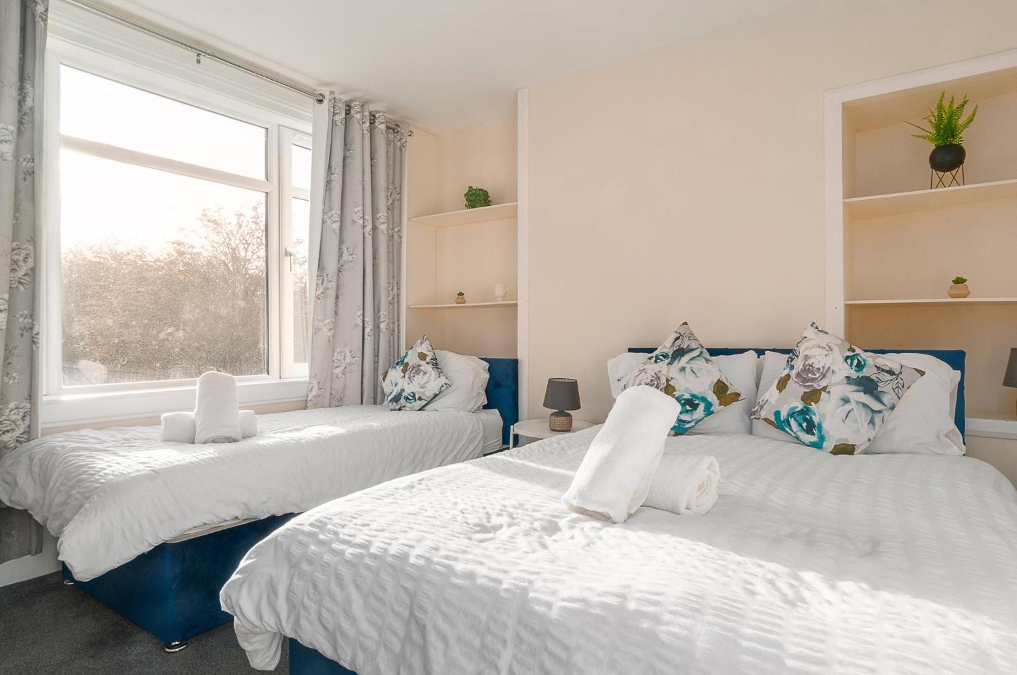 2 Bed Property, Sleeps 5, Free Parking, Near City Centre Edinburgh Exterior photo
